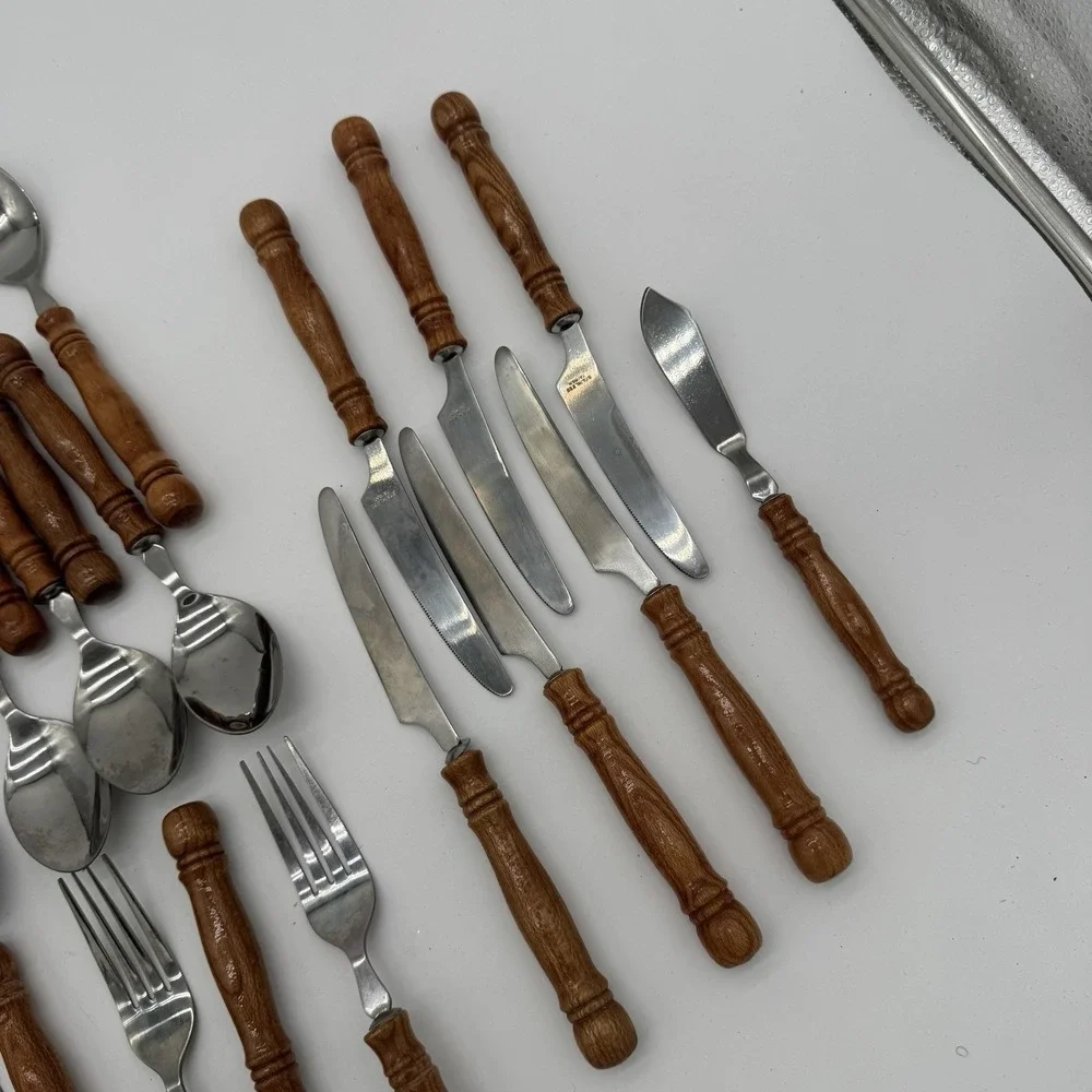 VTG Lifetime Cutlery Old Homestead Stainless Wood Handle Flatware Set 43‎ Pcs